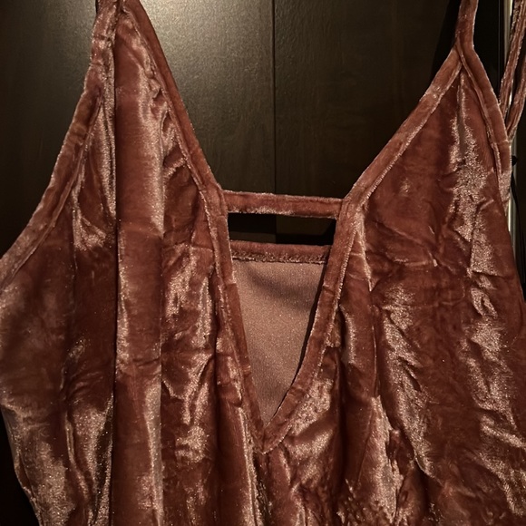 NwT! Bodysuit crushed velvet pink M - Picture 4 of 4